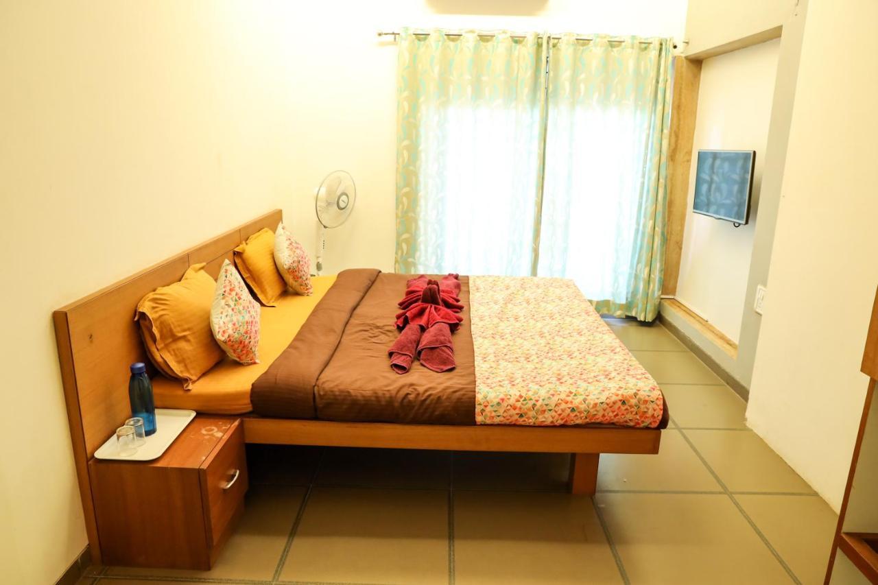 Surya Kiran Miramar Bed & Breakfast Panaji Eksteriør bilde