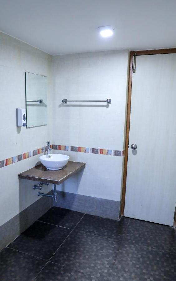 Surya Kiran Miramar Bed & Breakfast Panaji Eksteriør bilde