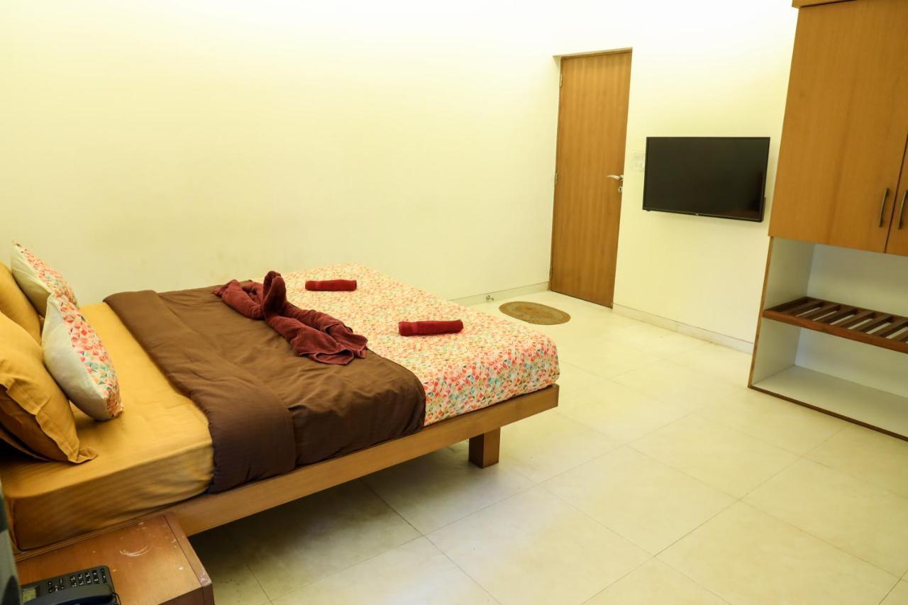 Surya Kiran Miramar Bed & Breakfast Panaji Eksteriør bilde