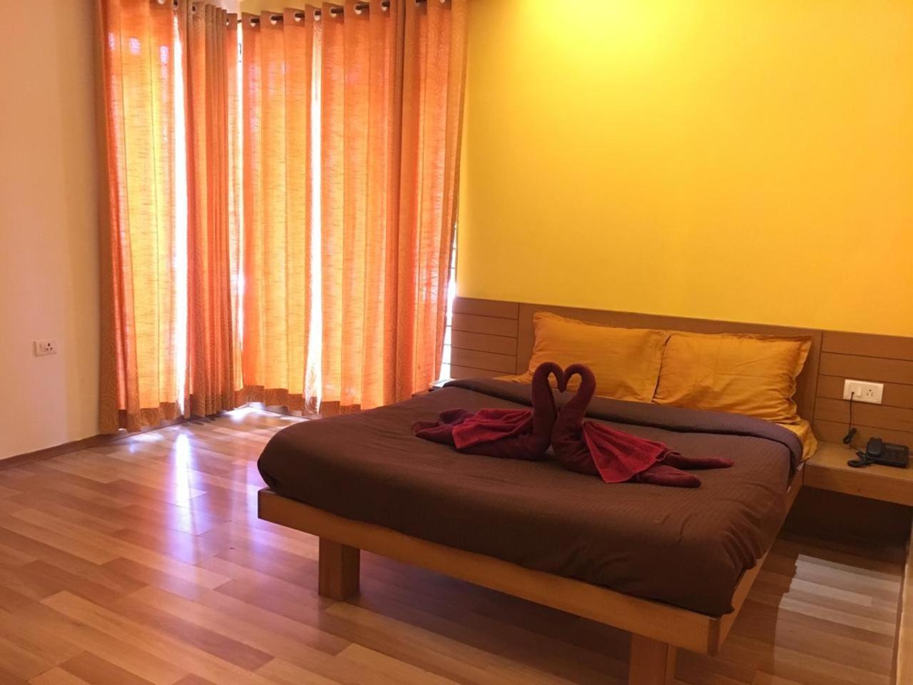 Surya Kiran Miramar Bed & Breakfast Panaji Eksteriør bilde