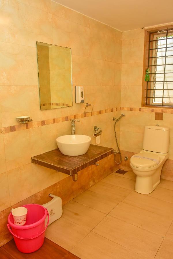 Surya Kiran Miramar Bed & Breakfast Panaji Eksteriør bilde